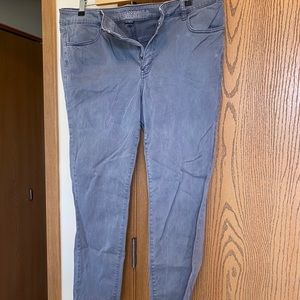 AEO Grey Jeggings (Sz 18)